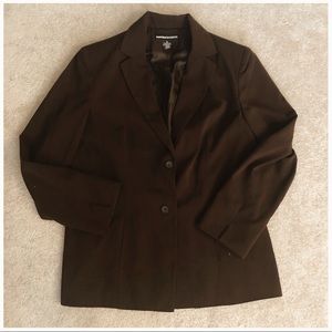 Women’s brown blazer